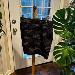 Eddie Bauer Black and Gray Camouflage Skort